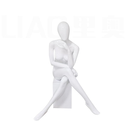 Customize Female Sitting Mannequins Fiberglass Full Body Female Mannequin Boutique Fashion Window Display