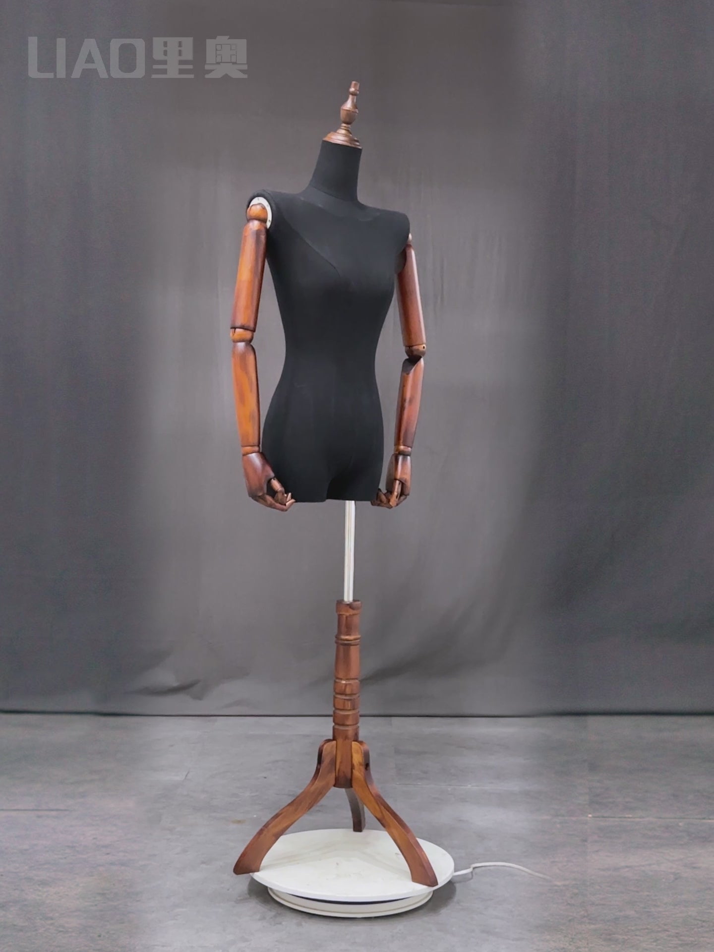 boutique Mannequin body stand for bridal dresses A female dummy with Wooden arms stereoscopic women clothing display